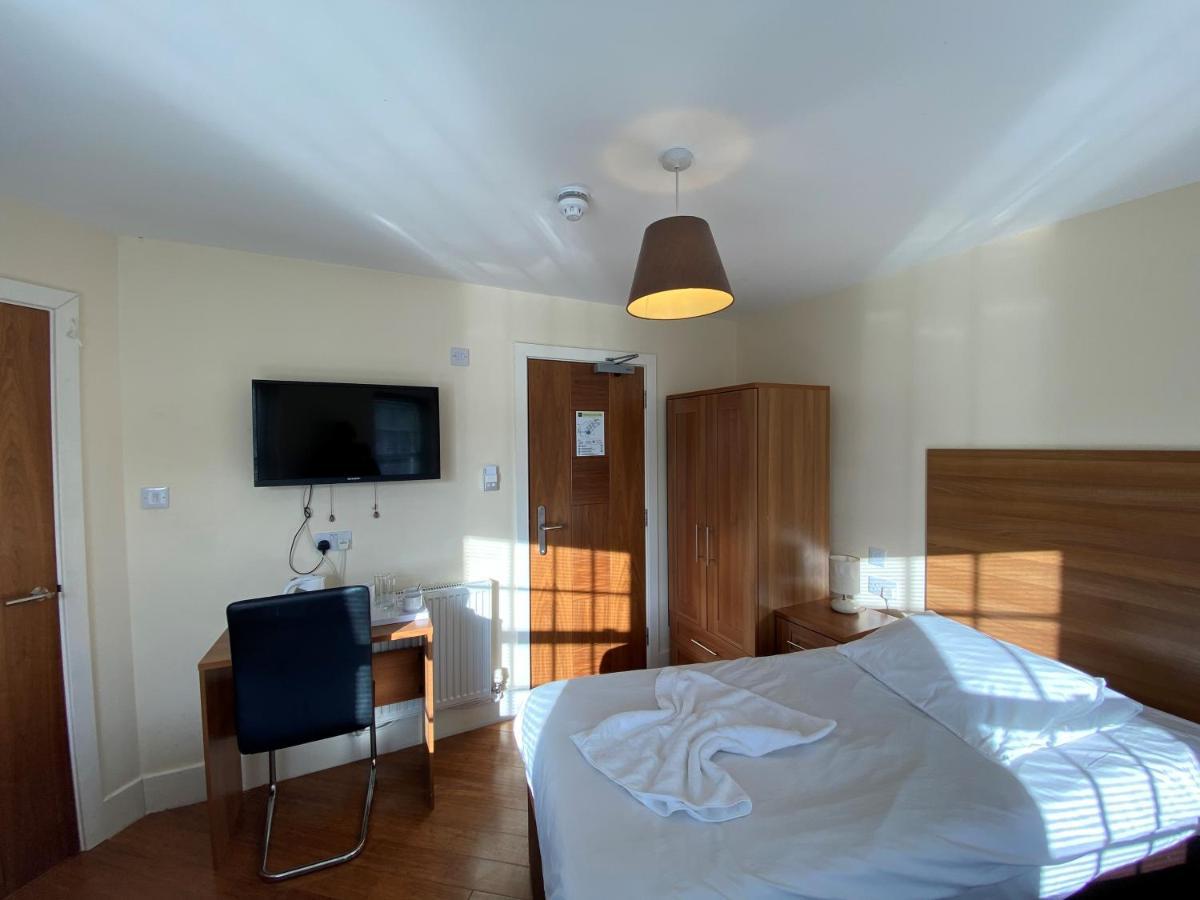 Wendover Arms Отель 3*